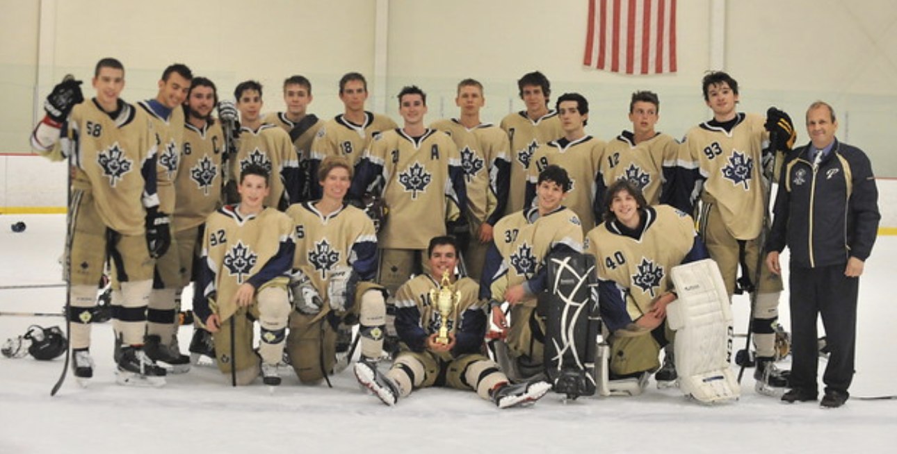 CHC team photo celebrating their 2015 Tier 1 NESC Gold Division championship