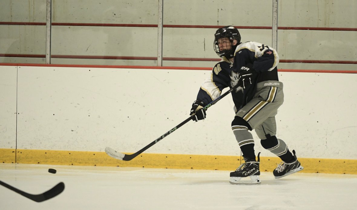 CHC Team Navy (Tier 2) player in game action, 2026 season