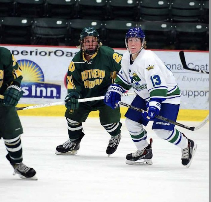 Jake Nitsche playing for the Wisconsin Rapids River Kings, USPHL Premier